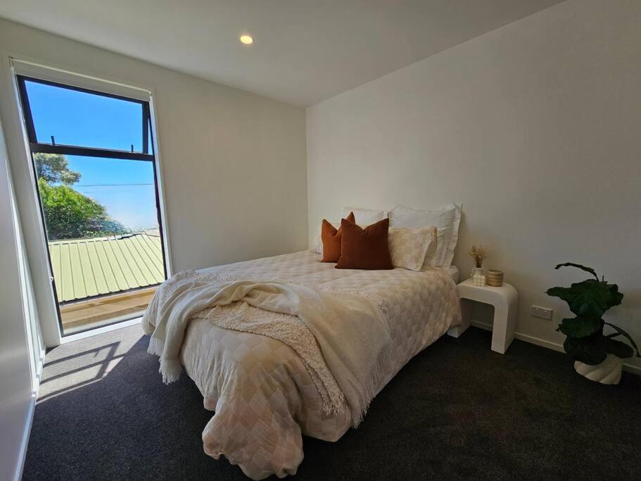 Cosy Central Home - Walk To Cbd & Free Escooters! Christchurch Ngoại thất bức ảnh